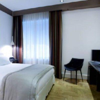 Principe Di Villafranca Hotel